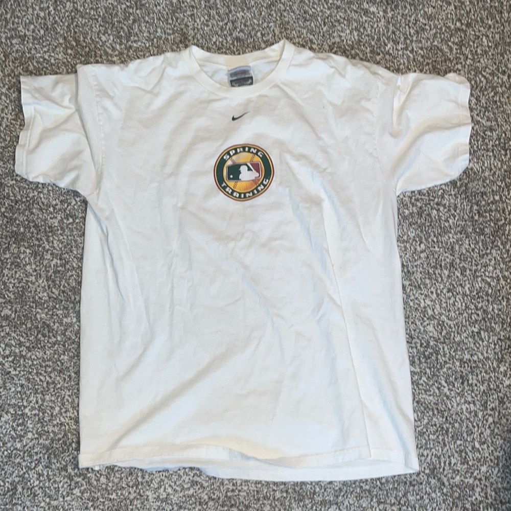 Vintage Nike Men’s Spring Training Shirt